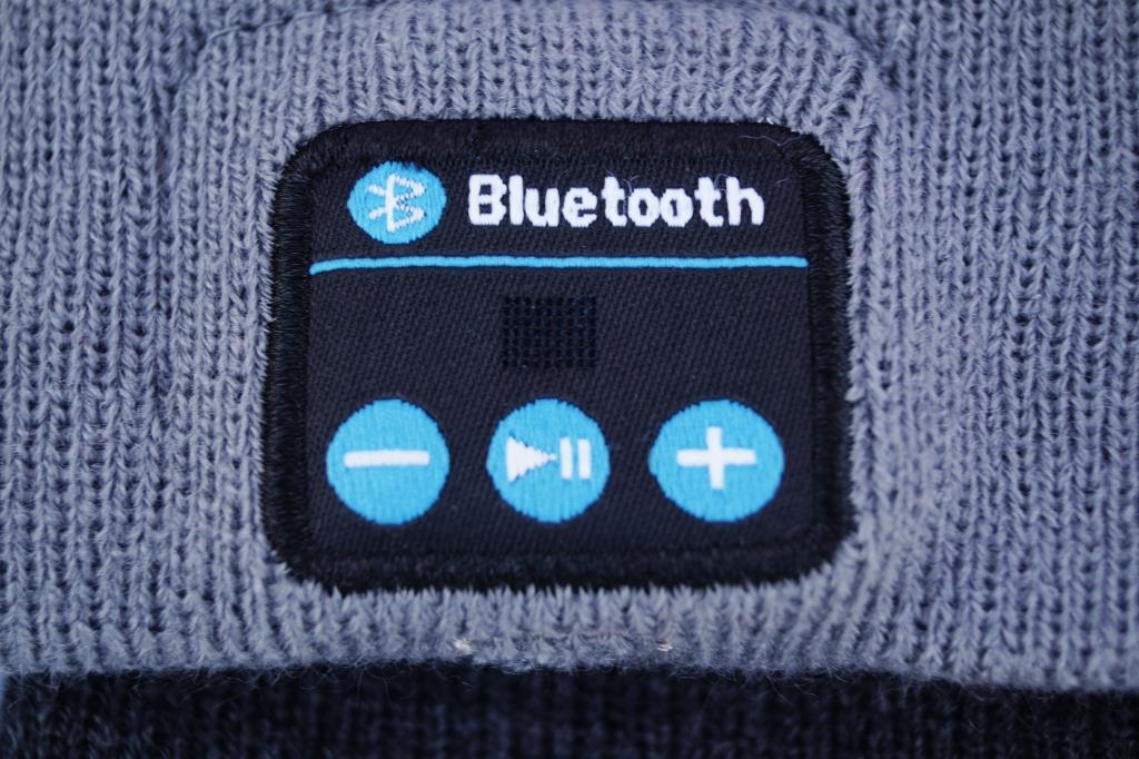 Шапка с Bluetooth Ecomotik